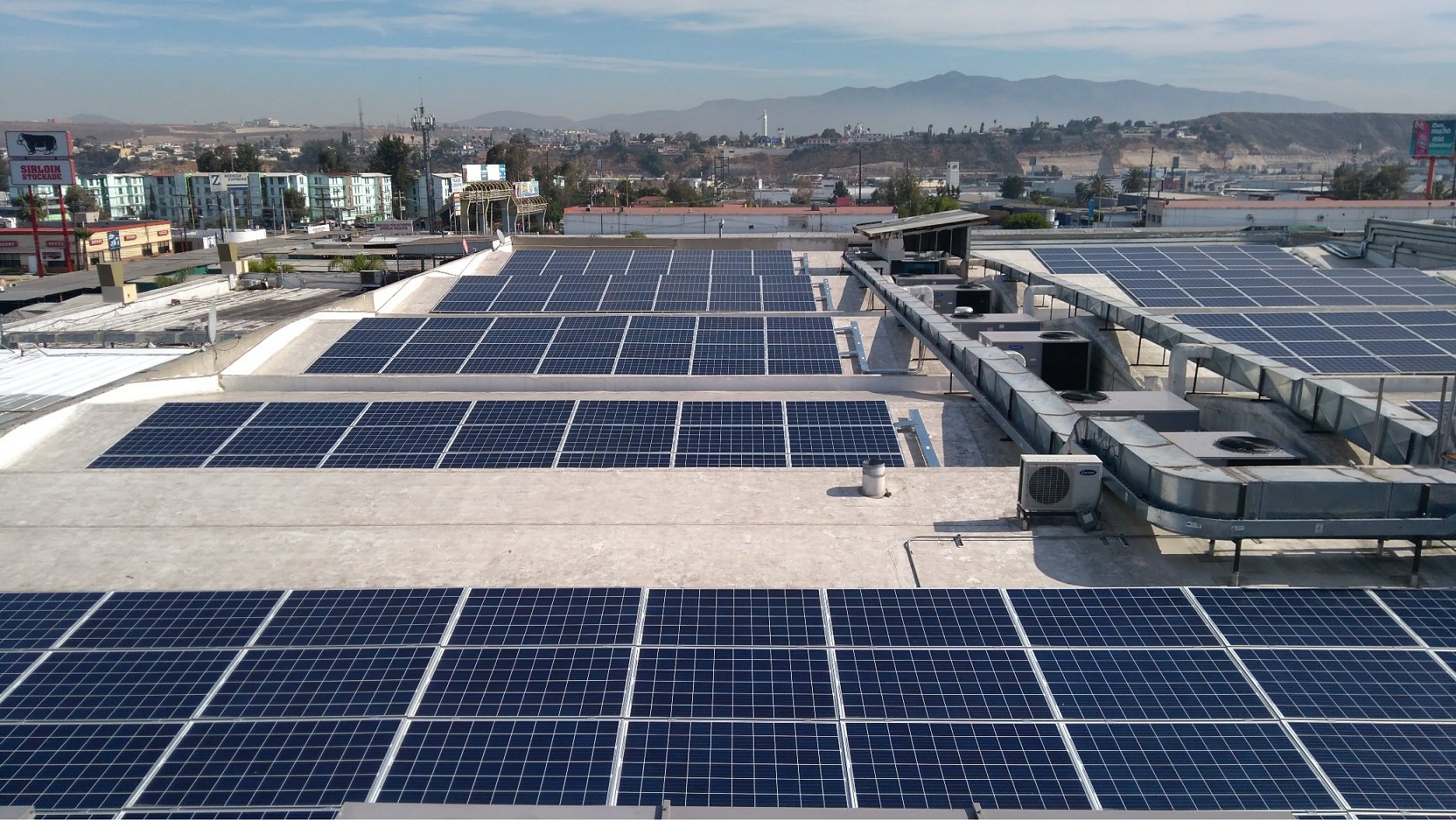 Módulos fotovoltaicos industriales en México.